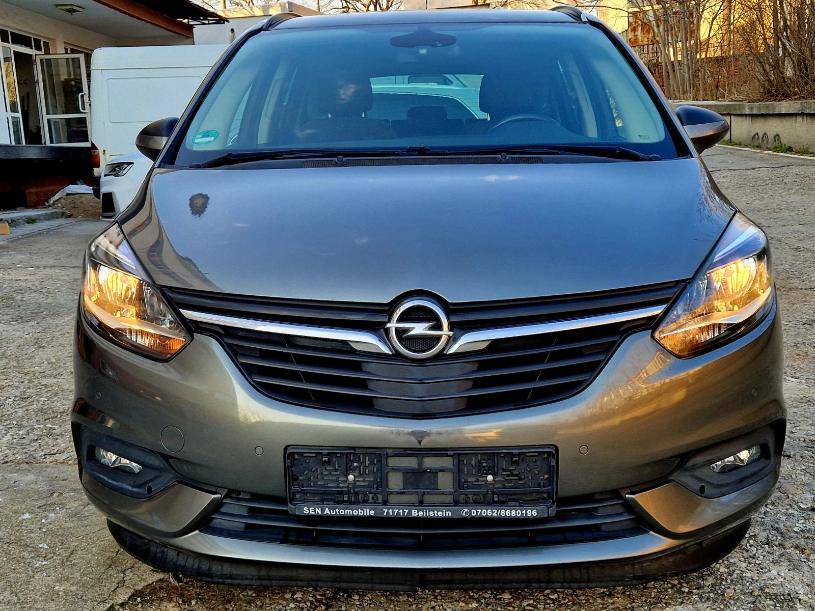 Opel Zafira Tourer 1.6 CDTI 6+ 1, снимка 2 - Автомобили и джипове - 53866983