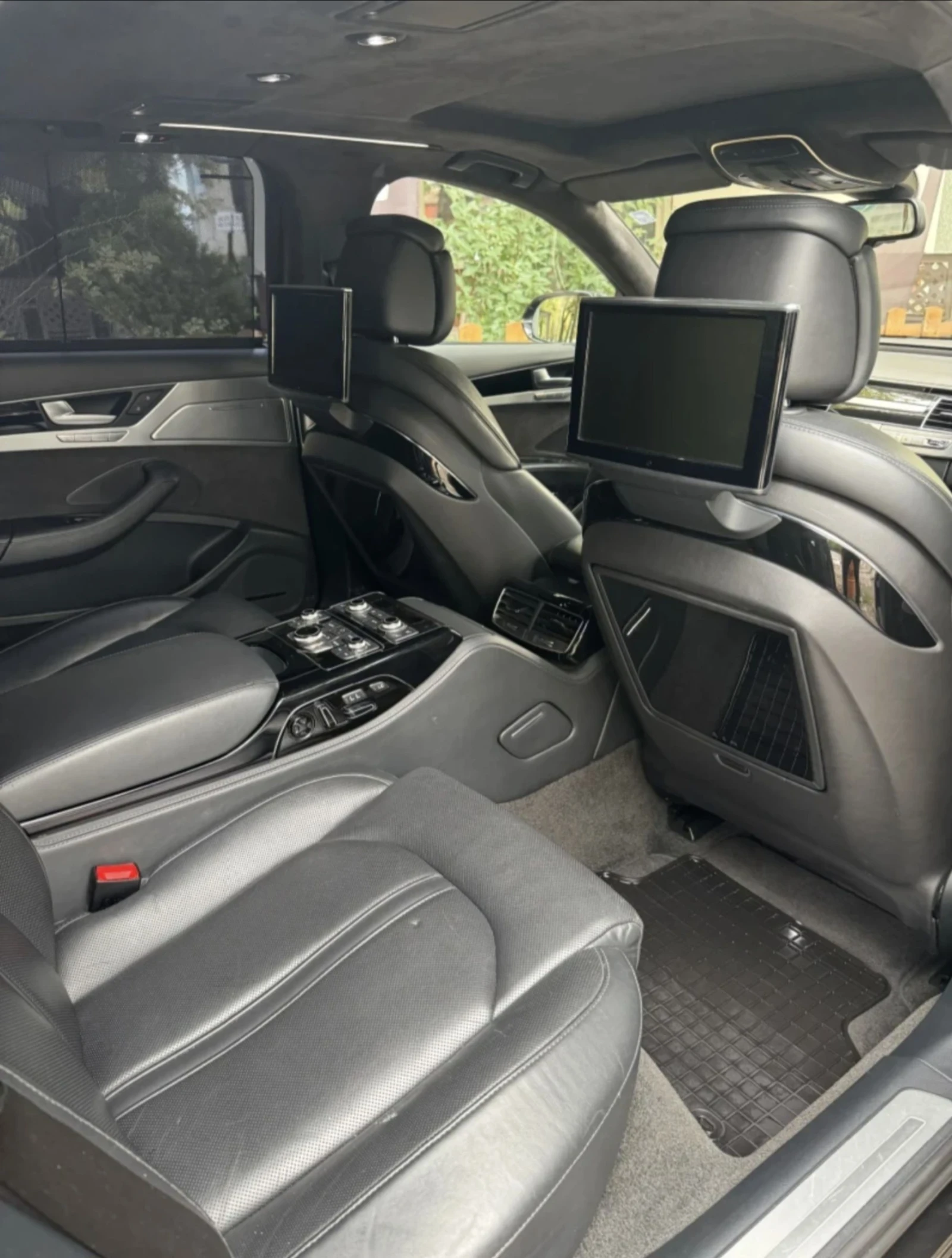 Audi A8 Audi A8L 4.2 TDI   Executive / ПОЧТИ ВСИЧКИ ЕКСТРИ, снимка 11 - Автомобили и джипове - 53876671