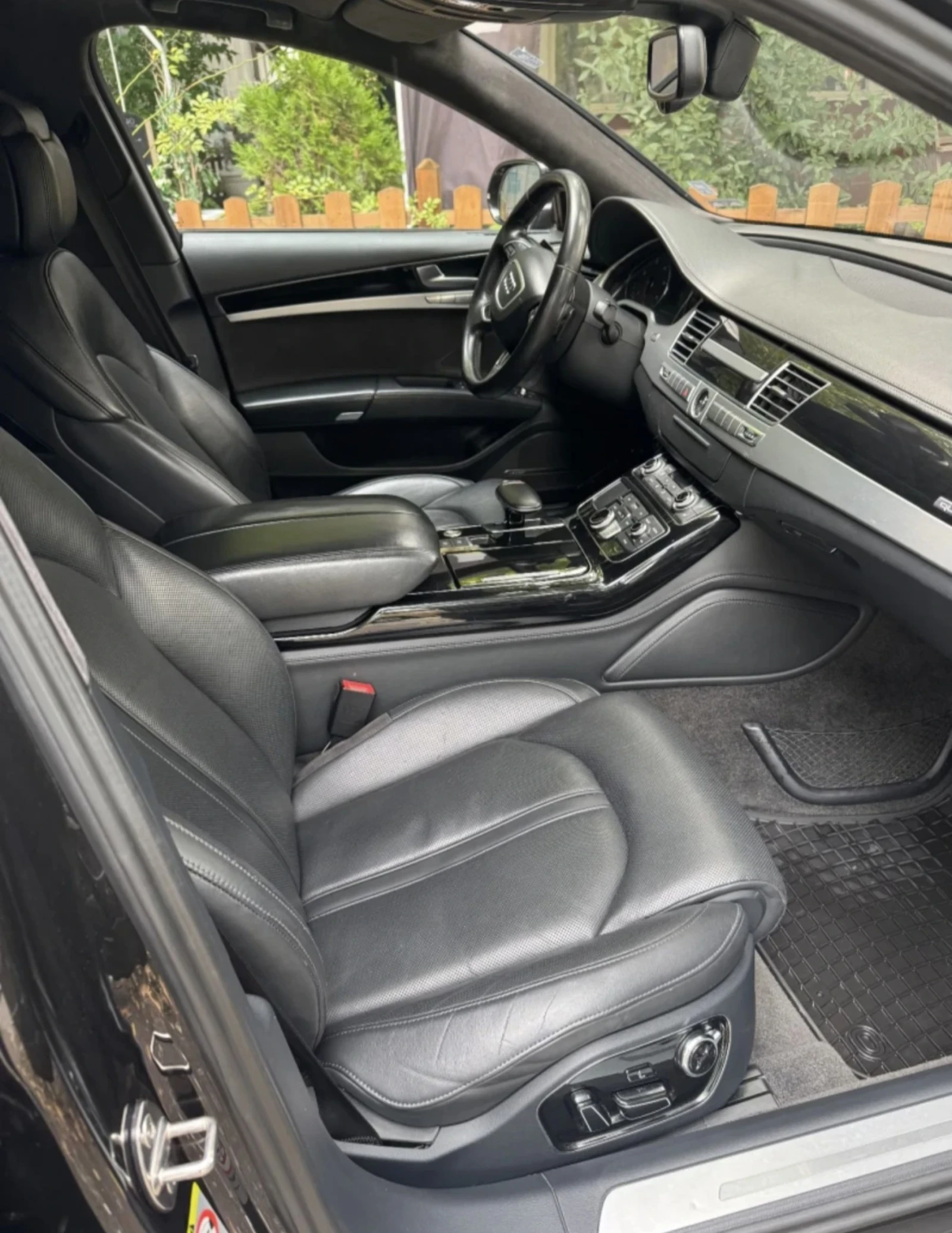 Audi A8 Audi A8L 4.2 TDI   Executive / ПОЧТИ ВСИЧКИ ЕКСТРИ, снимка 13 - Автомобили и джипове - 53876671