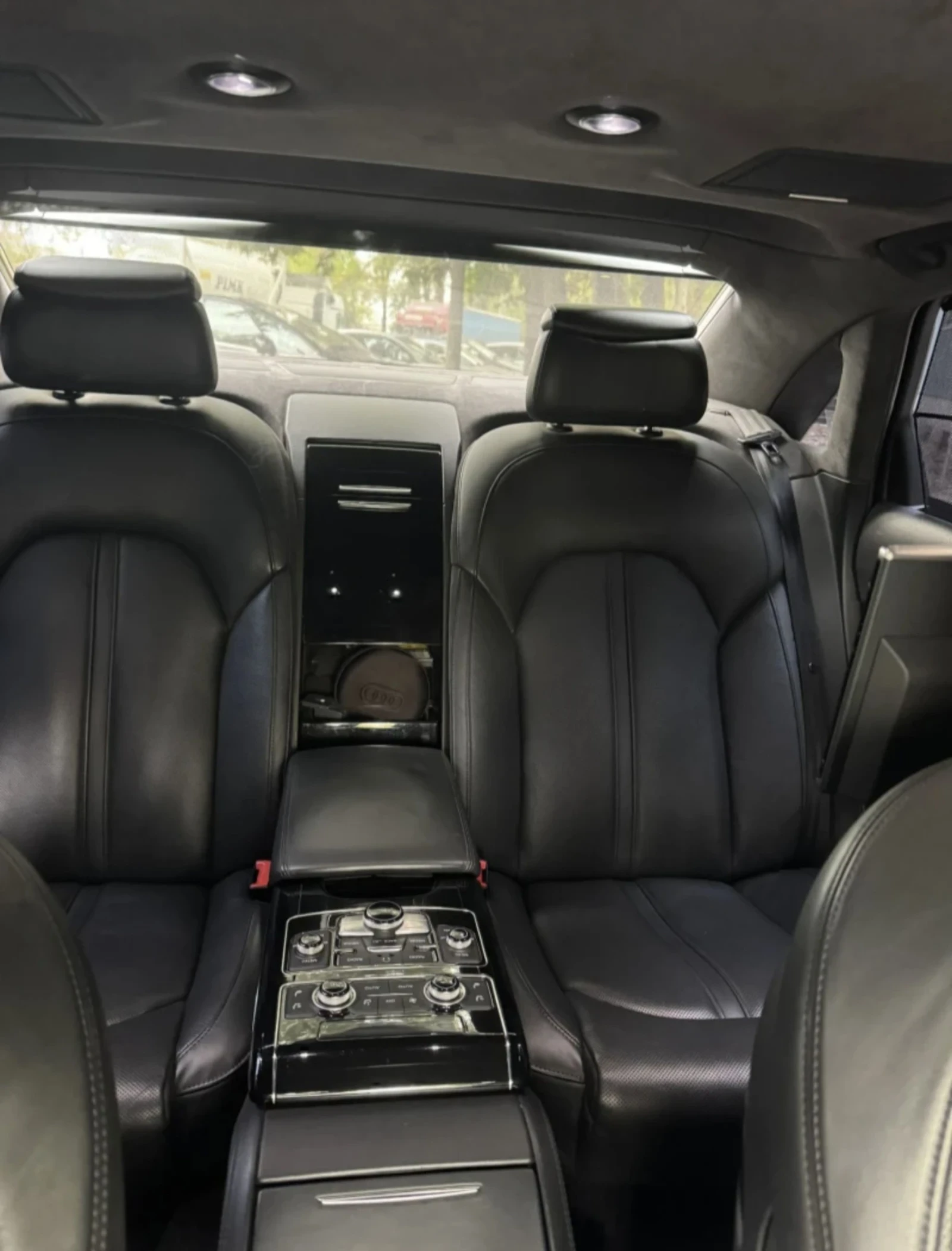 Audi A8 Audi A8L 4.2 TDI   Executive / ПОЧТИ ВСИЧКИ ЕКСТРИ, снимка 12 - Автомобили и джипове - 53876671
