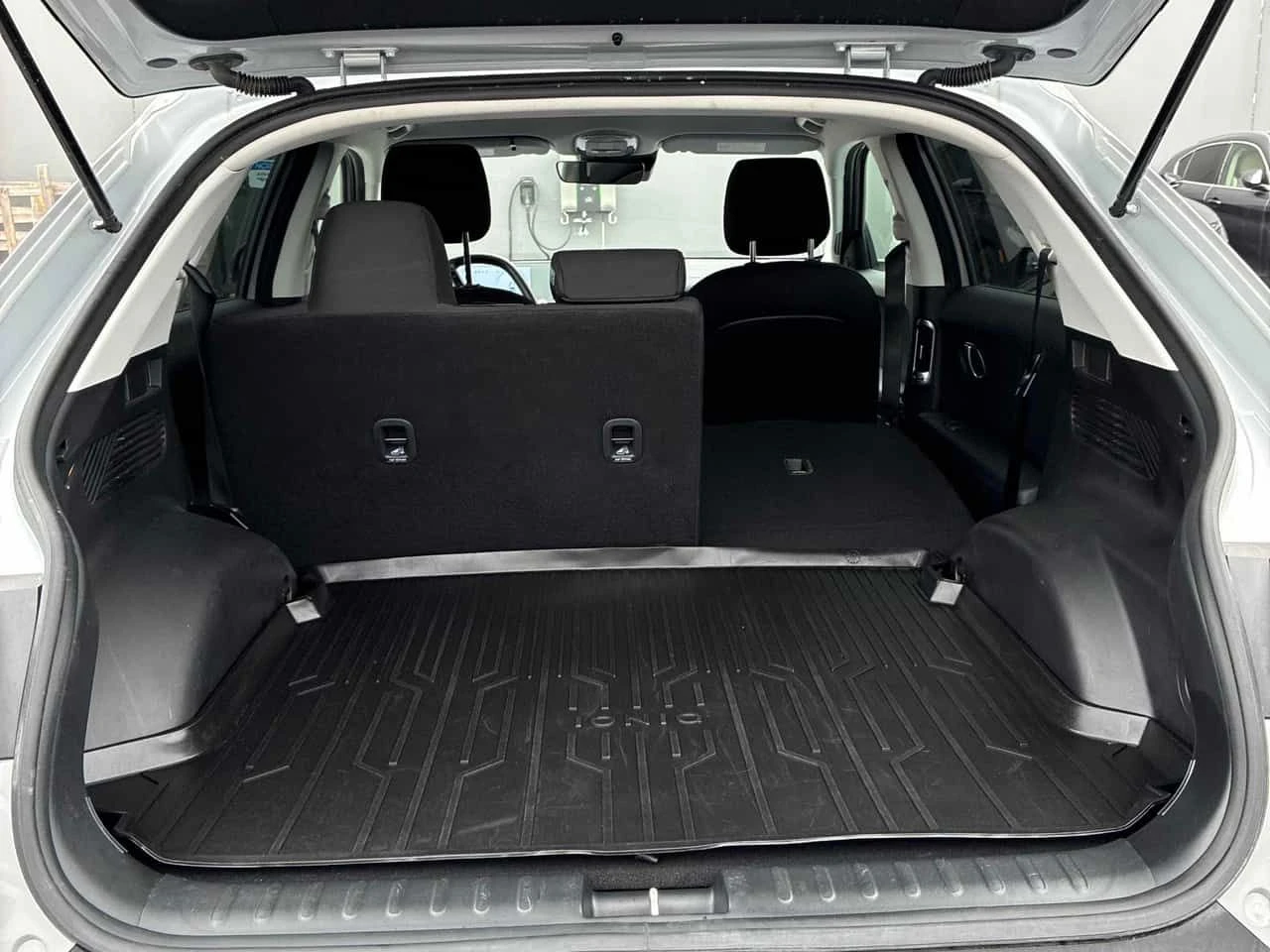 Hyundai Ioniq 5 * Preferred AWD Long Range * CARFAX * БЕЗ ПЪРВОНАЧ, снимка 12 - Автомобили и джипове - 54156286