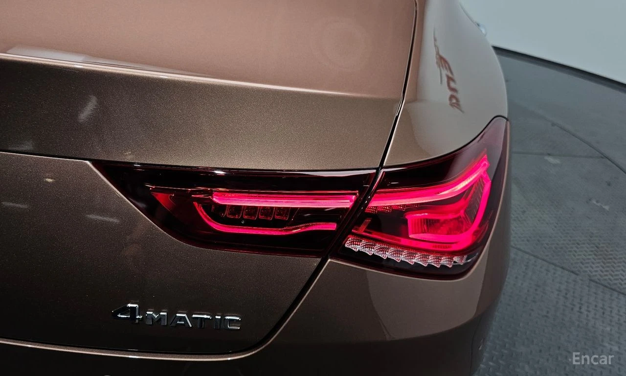 Mercedes-Benz CLA 250 4MATIC* AMG-LINE* DRIVE ASSIST* SUNROOF* REAR-CAM*, снимка 6 - Автомобили и джипове - 54693459