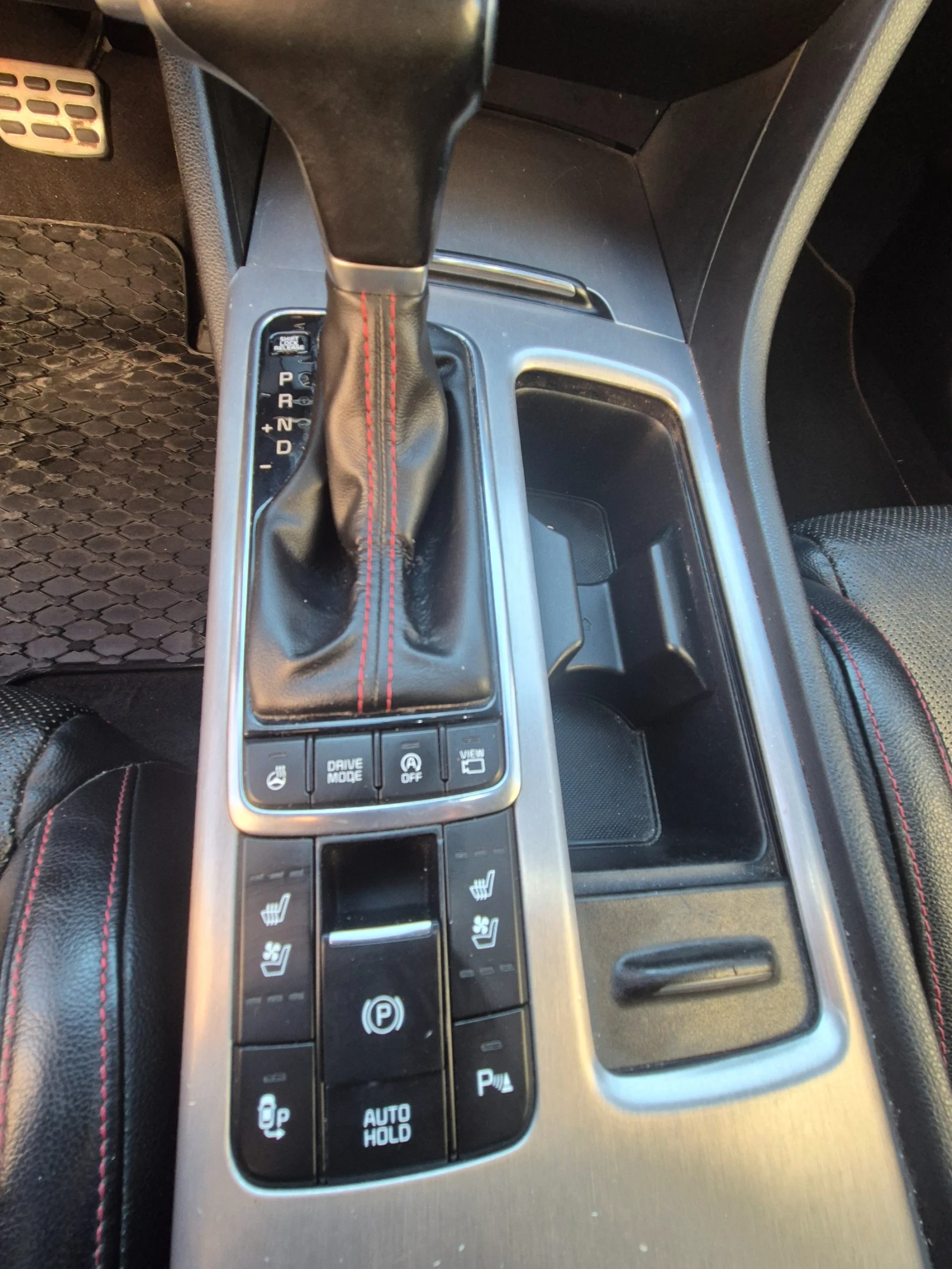 Kia Optima 1.7crdi GT Всички екстри, сменена верига, снимка 7 - Автомобили и джипове - 55063548