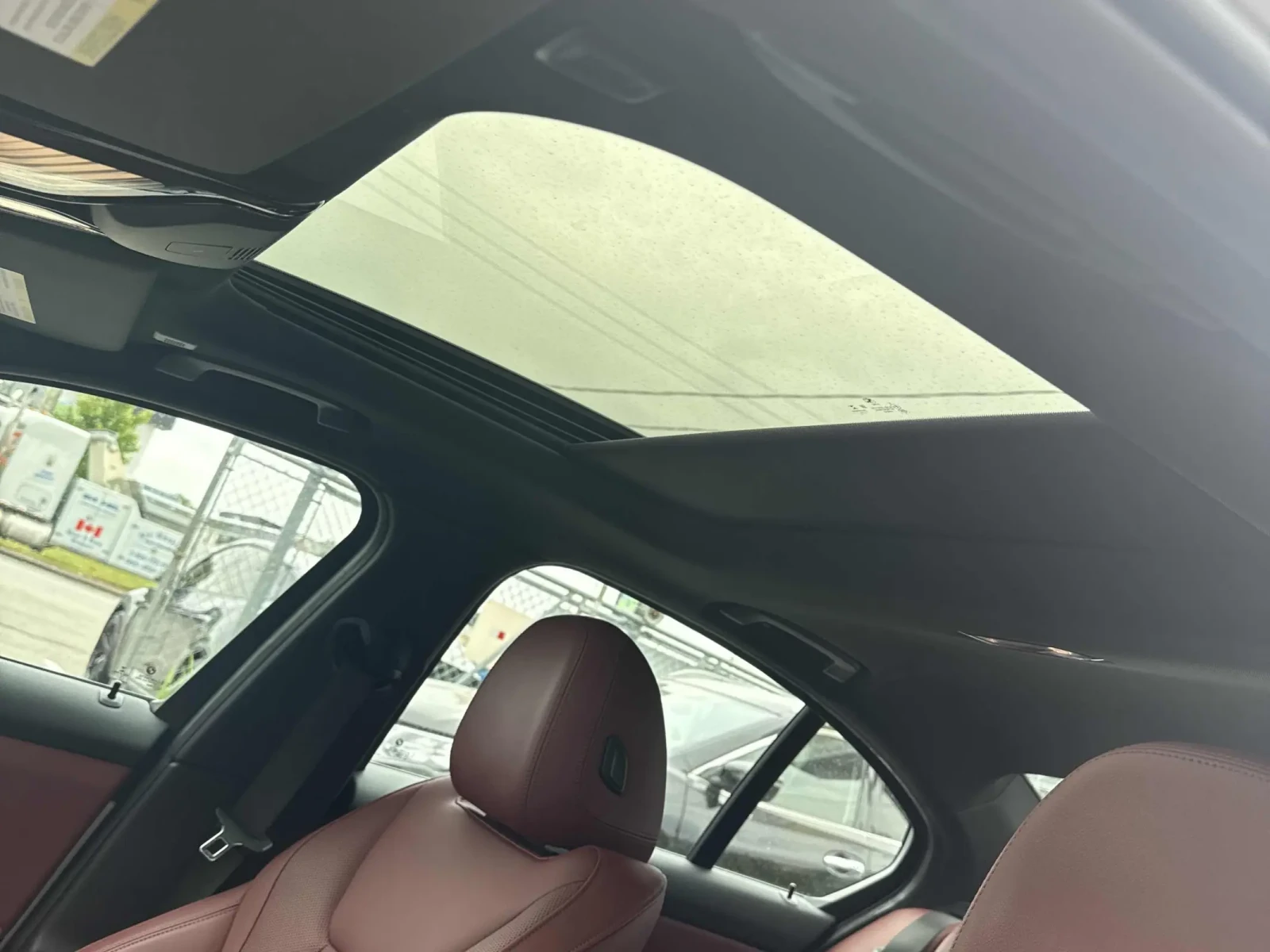 BMW 330 xDrive M SPORT PACK * HUD * BLIND SPOT, снимка 15 - Автомобили и джипове - 55064558