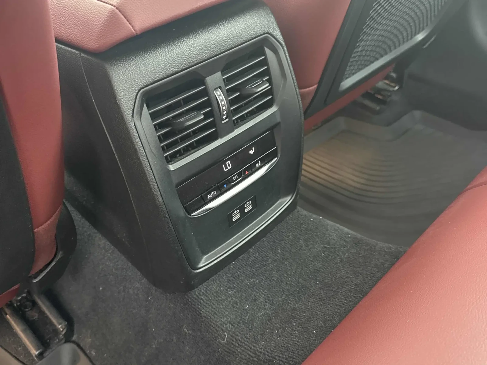 BMW 330 xDrive M SPORT PACK * HUD * BLIND SPOT, снимка 14 - Автомобили и джипове - 55064558