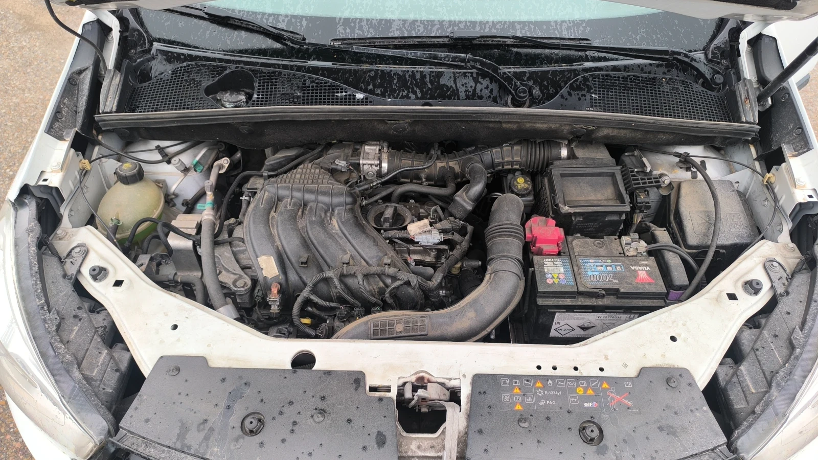 Dacia Lodgy 1.6i LPG, снимка 11 - Автомобили и джипове - 55156538