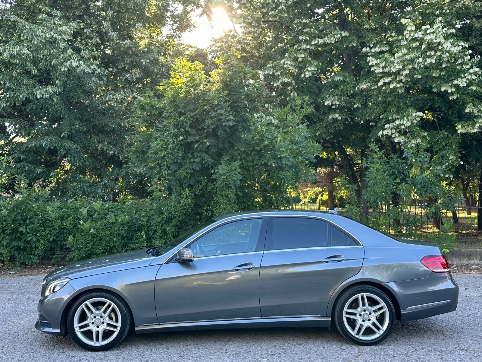 Mercedes-Benz E 220 BLUETEC/9g-Tronik/Euro6, снимка 8 - Автомобили и джипове - 55157651