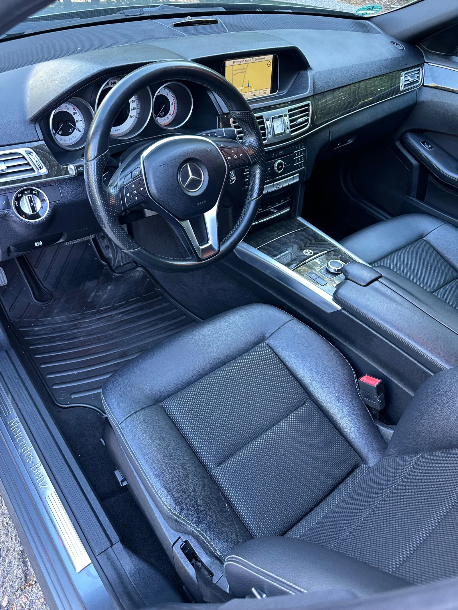 Mercedes-Benz E 220 BLUETEC/9g-Tronik/Euro6, снимка 9 - Автомобили и джипове - 55157651