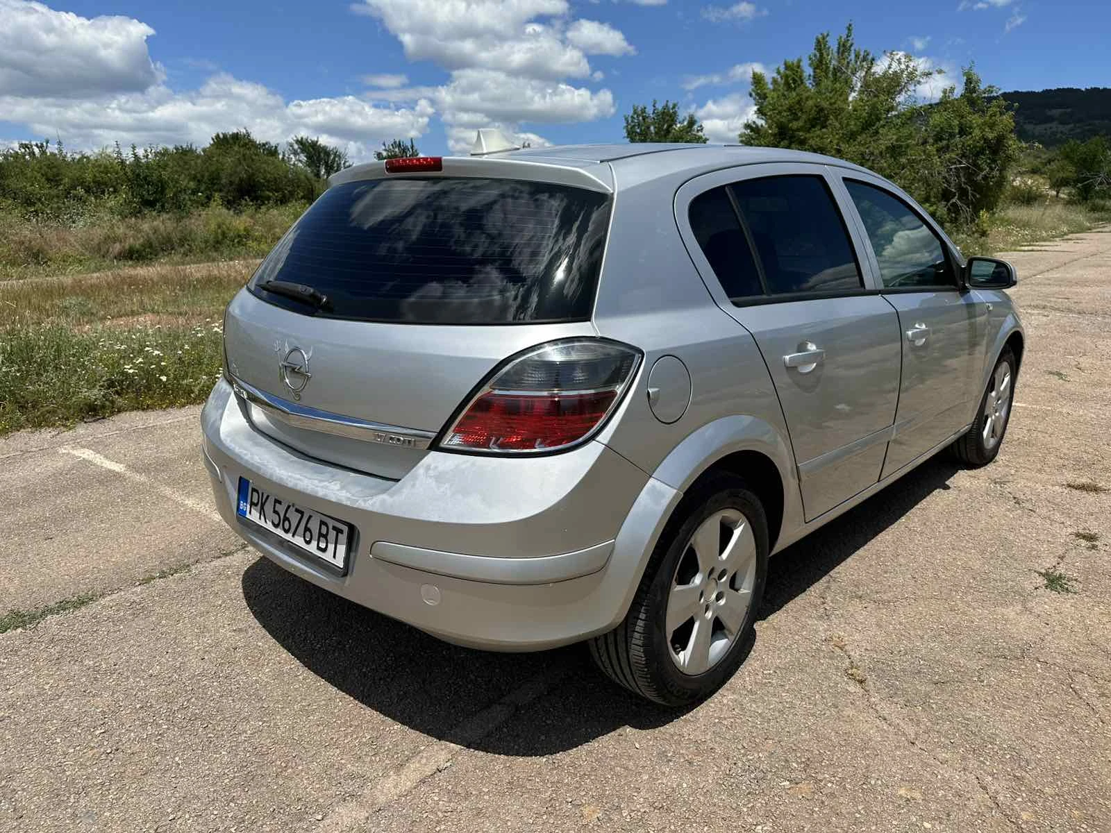 Opel Astra, снимка 7 - Автомобили и джипове - 55165828