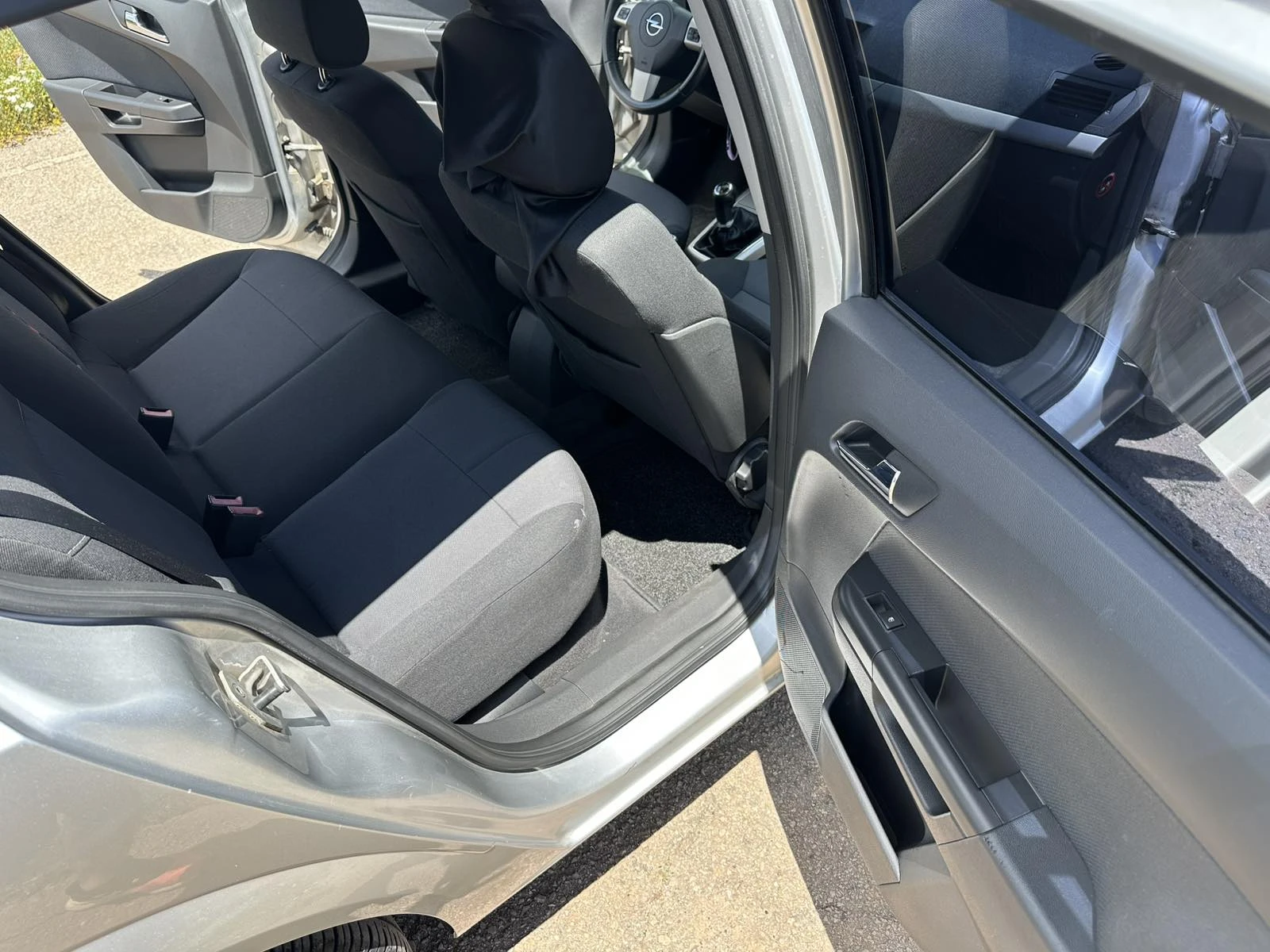 Opel Astra, снимка 14 - Автомобили и джипове - 55165828