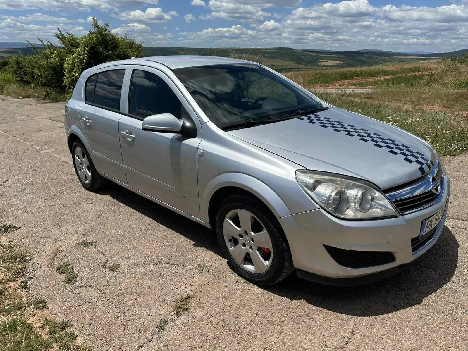 Opel Astra, снимка 3 - Автомобили и джипове - 55165828