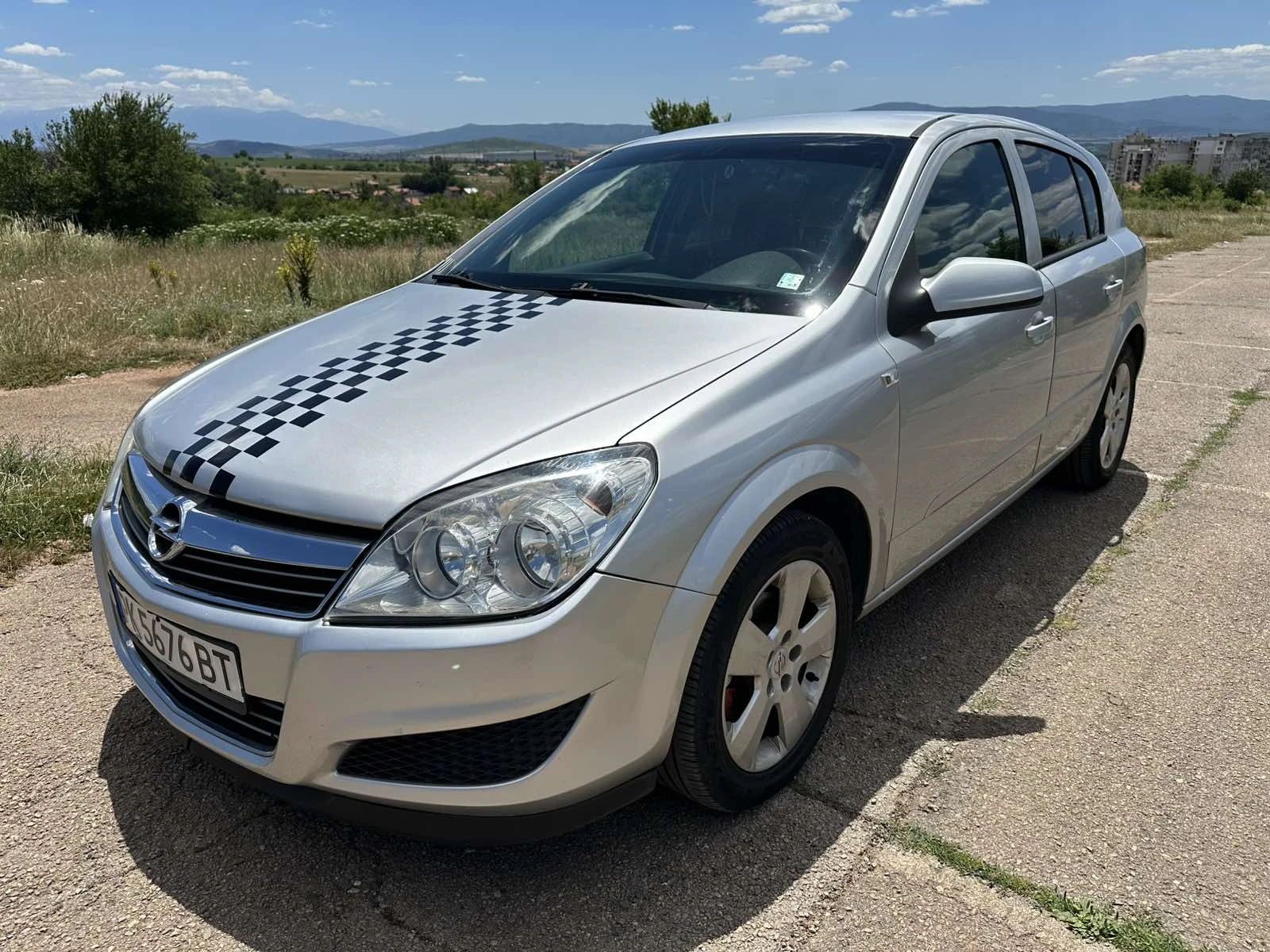 Opel Astra, снимка 2 - Автомобили и джипове - 55165828