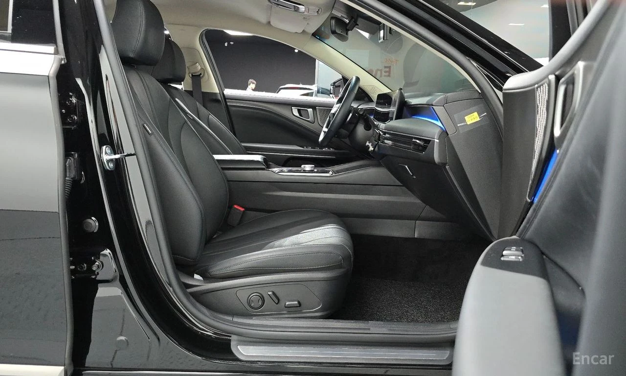 Kia K8 2.5* ДИСТРОНИК* ОБДУХ* БЕЗ ИНЦИДЕНТИ* КРАЙНА ЦЕНА, снимка 8 - Автомобили и джипове - 55533769
