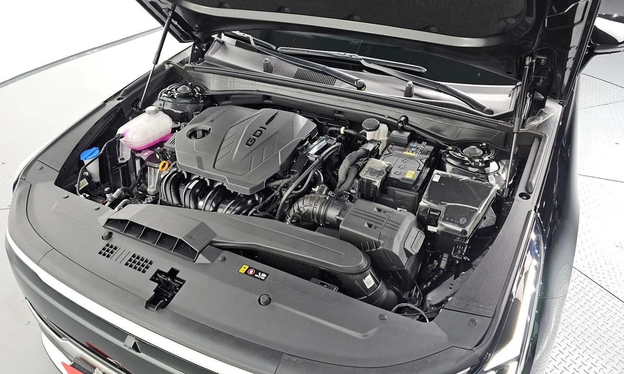 Kia K8 2.5* ДИСТРОНИК* ОБДУХ* БЕЗ ИНЦИДЕНТИ* КРАЙНА ЦЕНА, снимка 6 - Автомобили и джипове - 55533769
