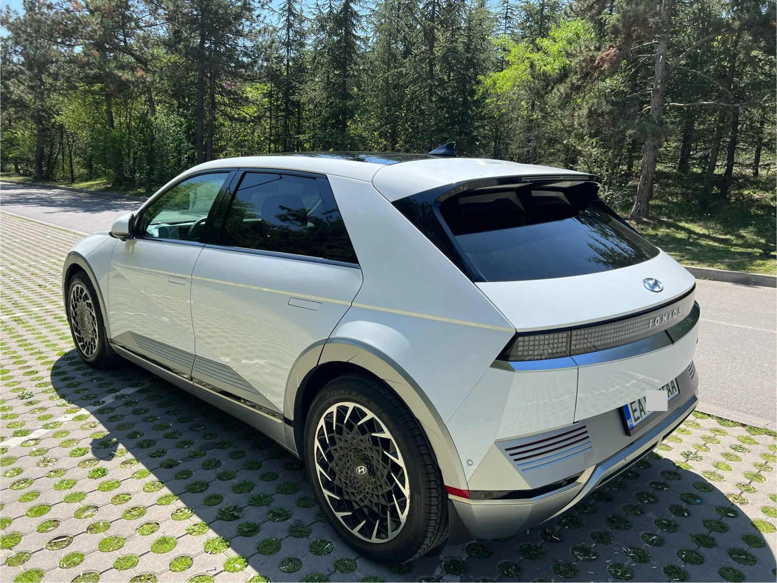 Hyundai Ioniq 5 Limited AWD, снимка 4 - Автомобили и джипове - 55557968
