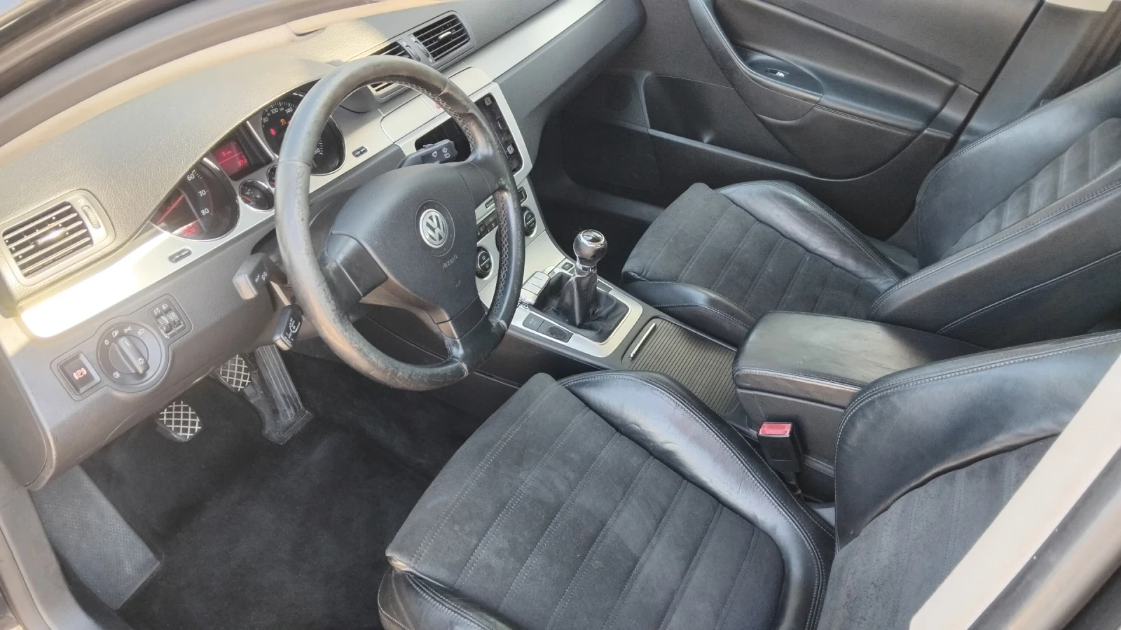 VW Passat 2.0/150коня/TFSI, снимка 5 - Автомобили и джипове - 55616051