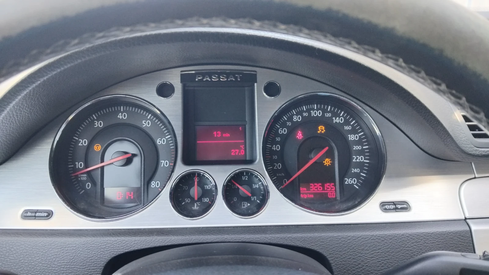 VW Passat 2.0/150коня/TFSI, снимка 14 - Автомобили и джипове - 55616051