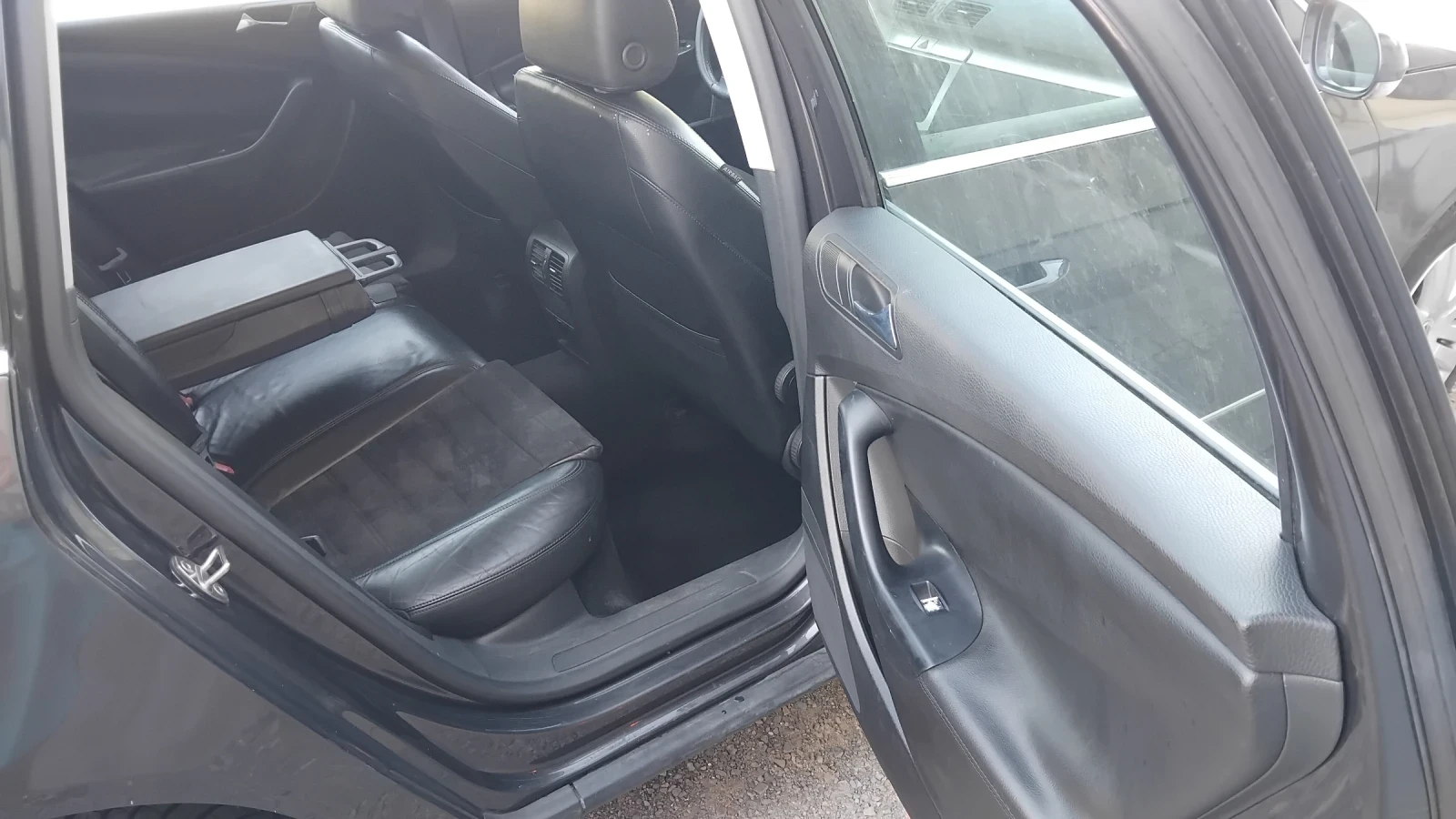 VW Passat 2.0/150коня/TFSI, снимка 12 - Автомобили и джипове - 55616051