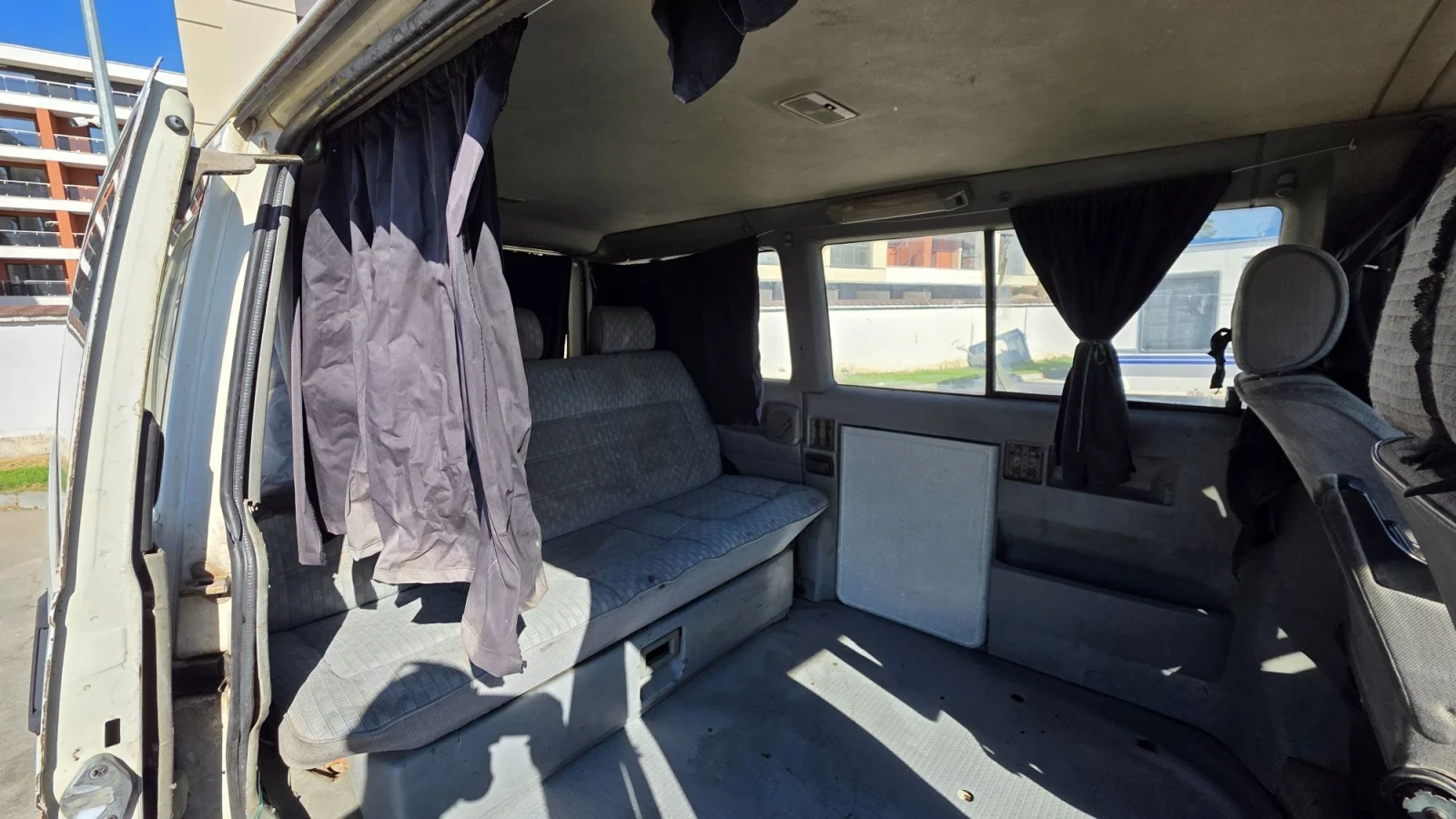 VW Multivan Caraveli, снимка 7 - Автомобили и джипове - 55999190