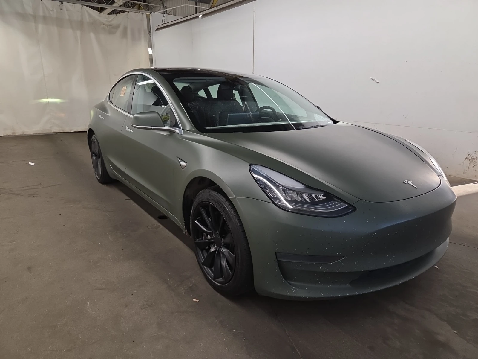 Tesla Model 3 MODEL 3 STANDARD RANGE, ФОЛИРАНА, АВТОКРЕДИТ, снимка 2 - Автомобили и джипове - 56059743
