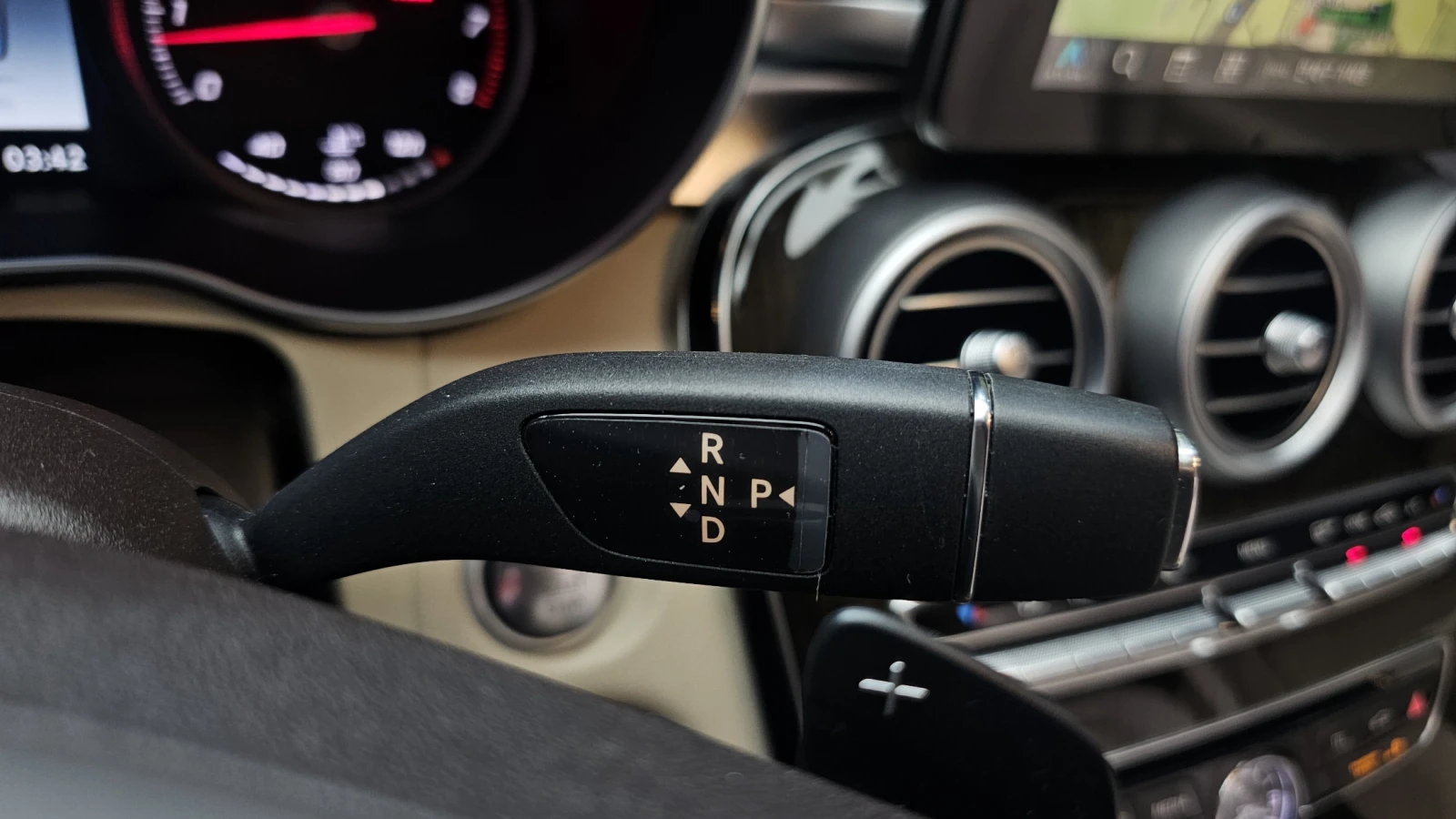 Mercedes-Benz C 300 4Matic autoprime.bg, снимка 9 - Автомобили и джипове - 56067140