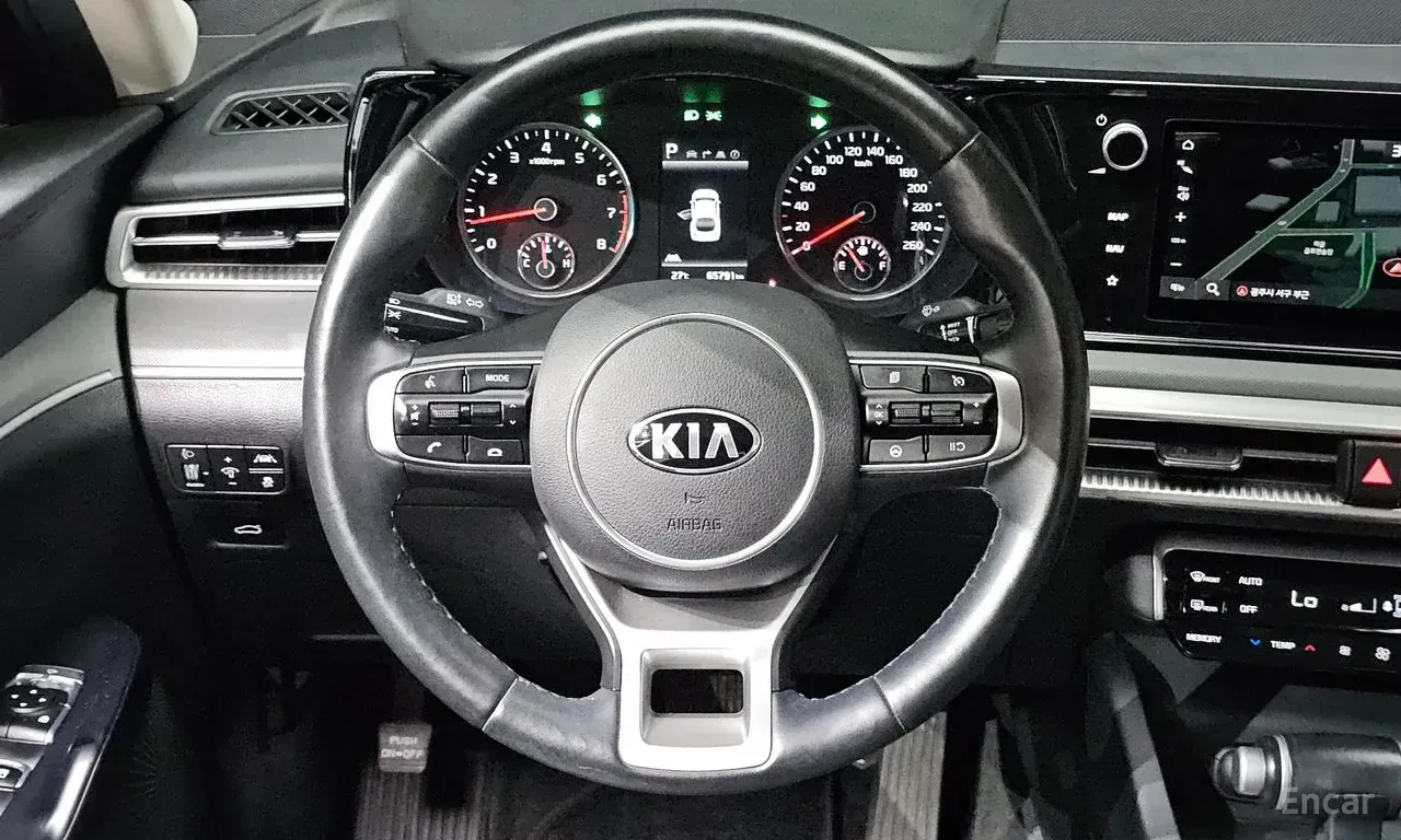 Kia K5 2.0* LPI* TRENDY* ПОДГРЕВ* КАМЕРА* LANE* ASSIST* , снимка 8 - Автомобили и джипове - 56183577