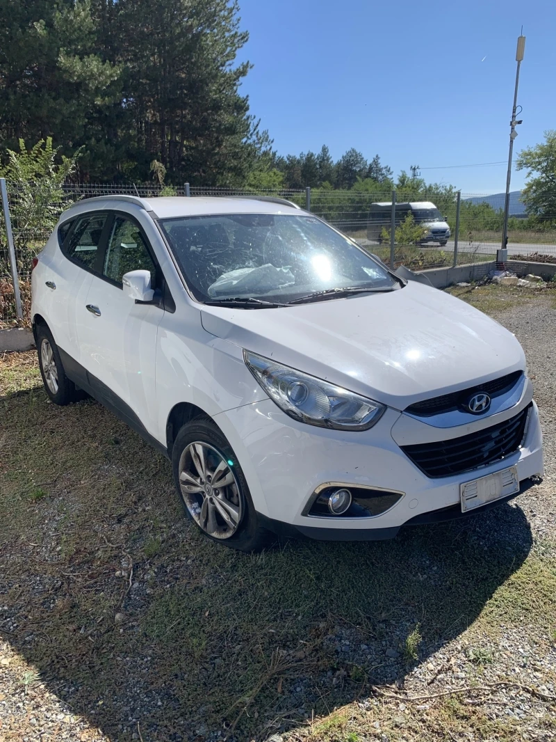 Hyundai IX35, снимка 1 - Автомобили и джипове - 38094076