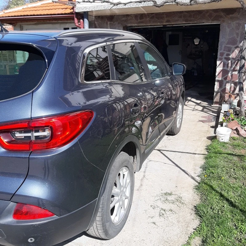 Renault Kadjar 1.6, снимка 3 - Автомобили и джипове - 48648598