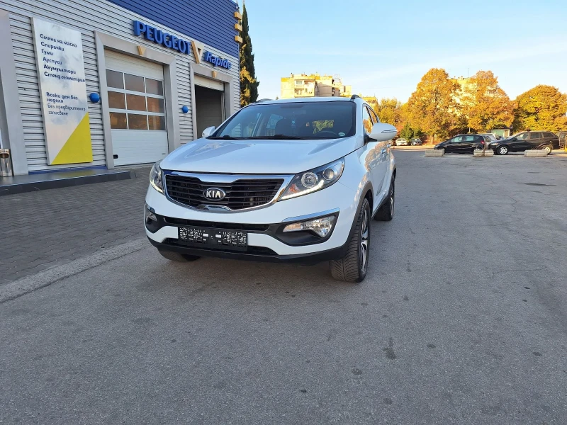 Kia Sportage 1.7d* 6ск/Лед/Топ* , снимка 1 - Автомобили и джипове - 47872144