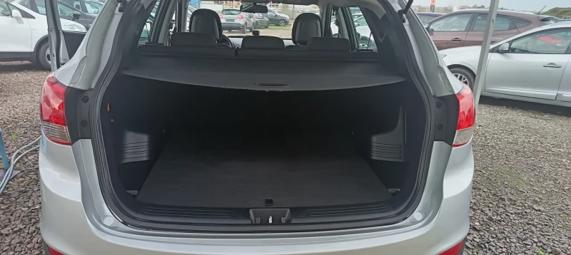 Hyundai IX35 1.7 * 219х.км * Италия * , снимка 14 - Автомобили и джипове - 52361860