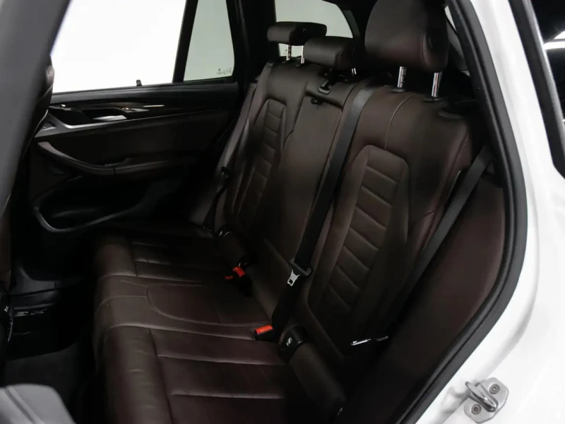 BMW X3 * 360CAM* HeadsUP* PANO* H&K* , снимка 8 - Автомобили и джипове - 53340754