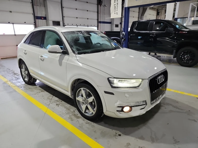 Audi Q3 Quattro| PANORAMA| CARFAX| ПОДГРЕВИ, снимка 2 - Автомобили и джипове - 53528048