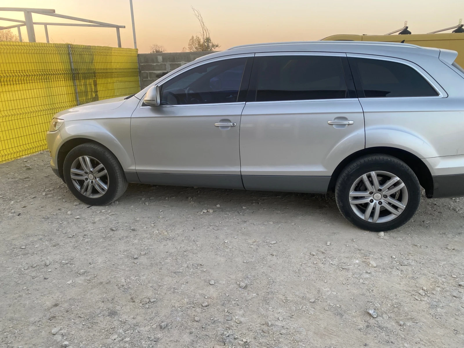 Audi Q7 3.0 тди 233 к.с. Нов Внос - изображение 2