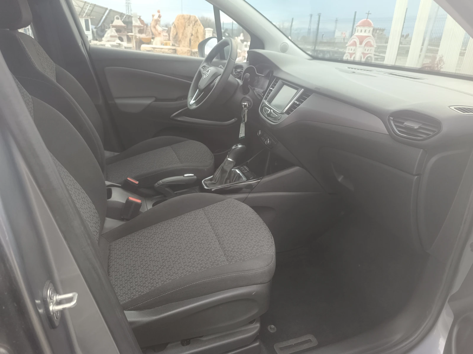 Opel Crossland X 1.2I  EURO6B  - изображение 9
