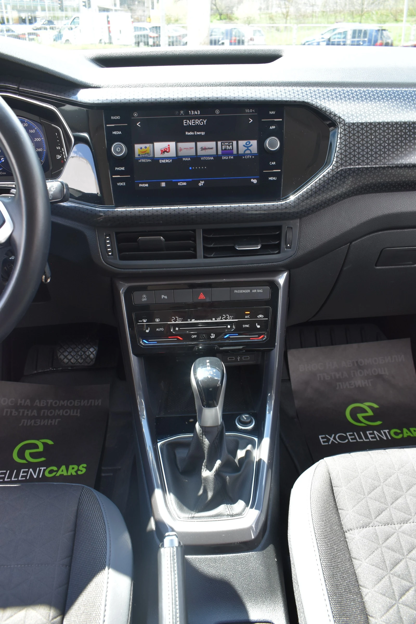 VW T-Cross 1.5i* AUTOMAT* 48000KM, снимка 16 - Автомобили и джипове - 54166473