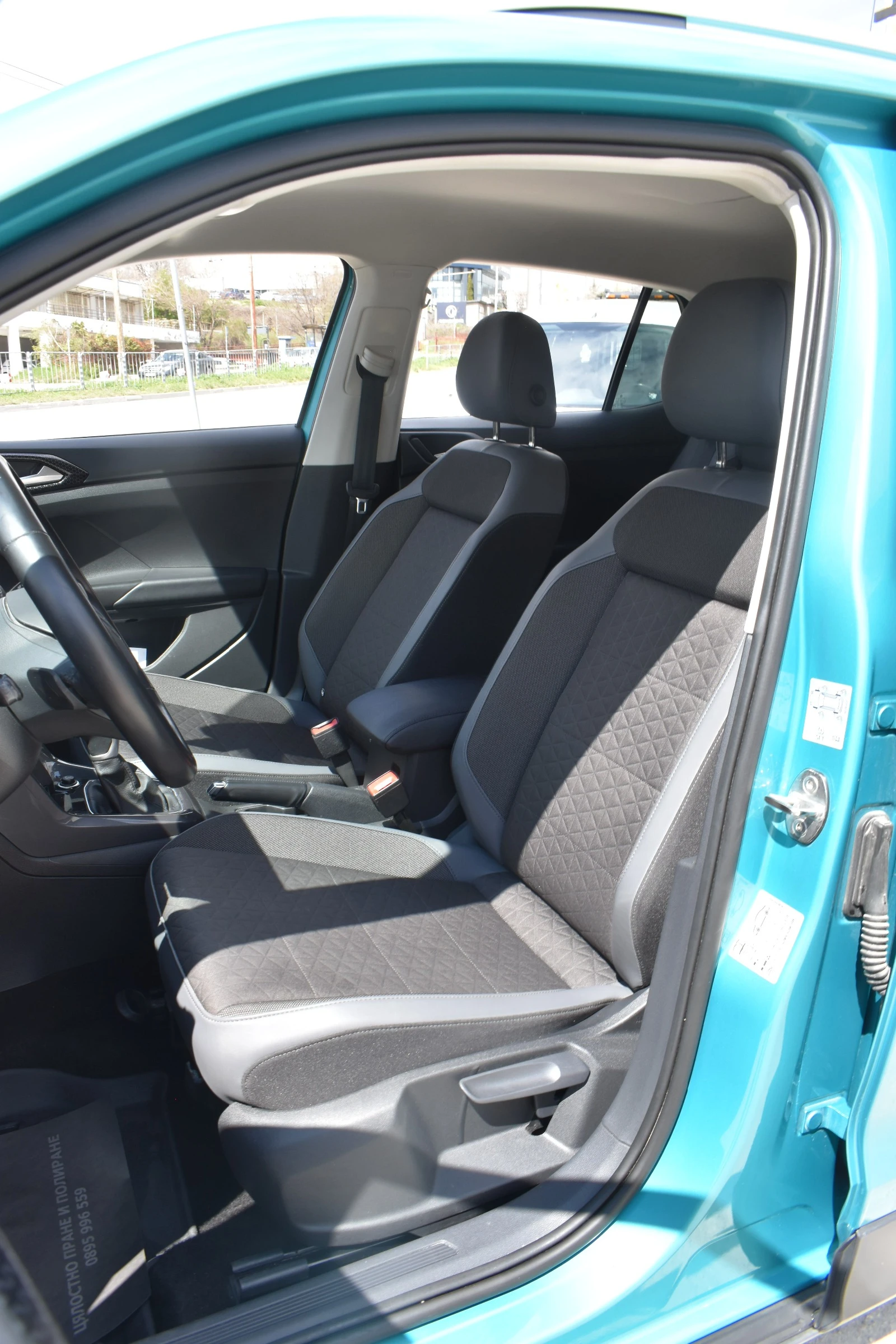 VW T-Cross 1.5i* AUTOMAT* 48000KM, снимка 10 - Автомобили и джипове - 54166473