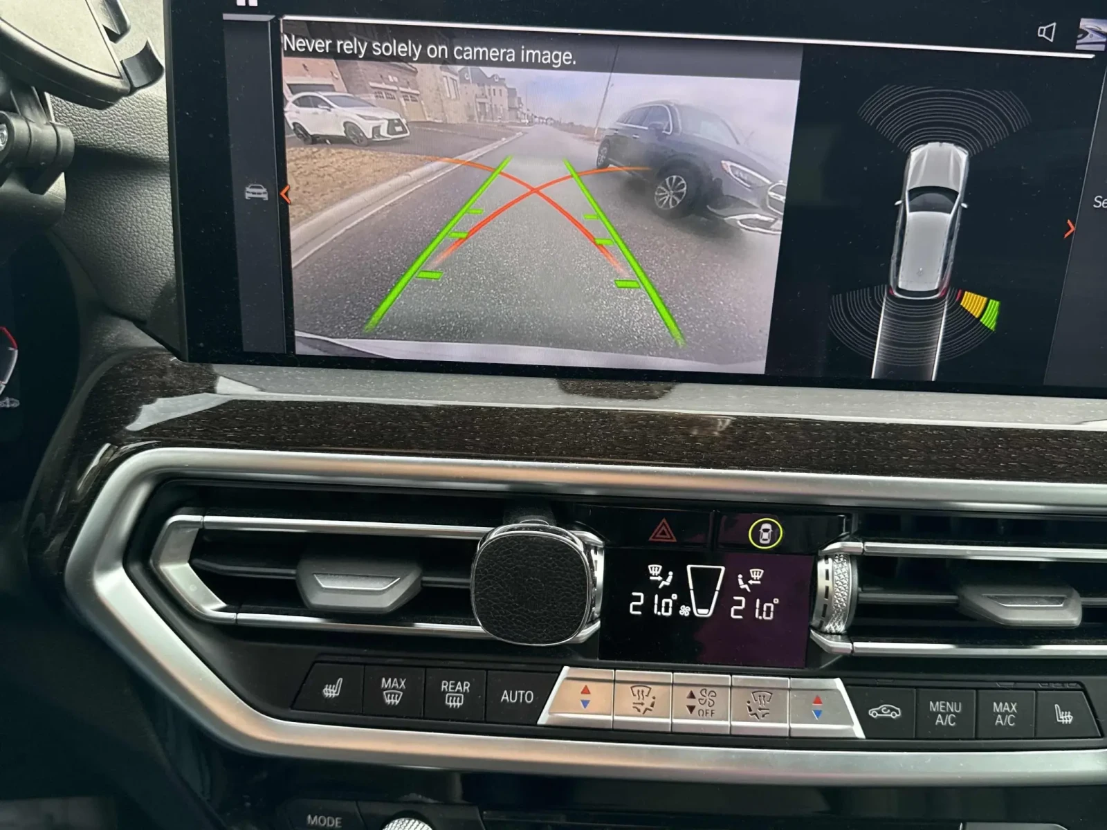 BMW X3 xDrive30i * * CARFAX * * АВТО КРЕДИТ * * , снимка 10 - Автомобили и джипове - 54169628