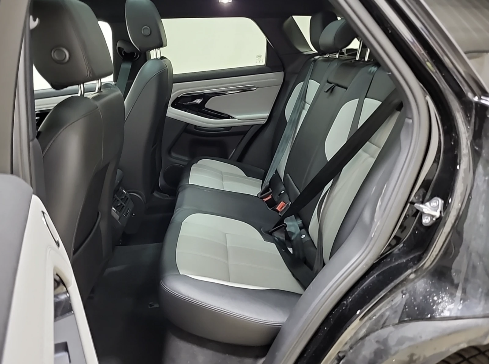 Land Rover Range Rover Evoque 2023 Land Rover RANGE ROVER EVOQUE R-DYNAMIC SE | Mobile.bg � ����������� 11