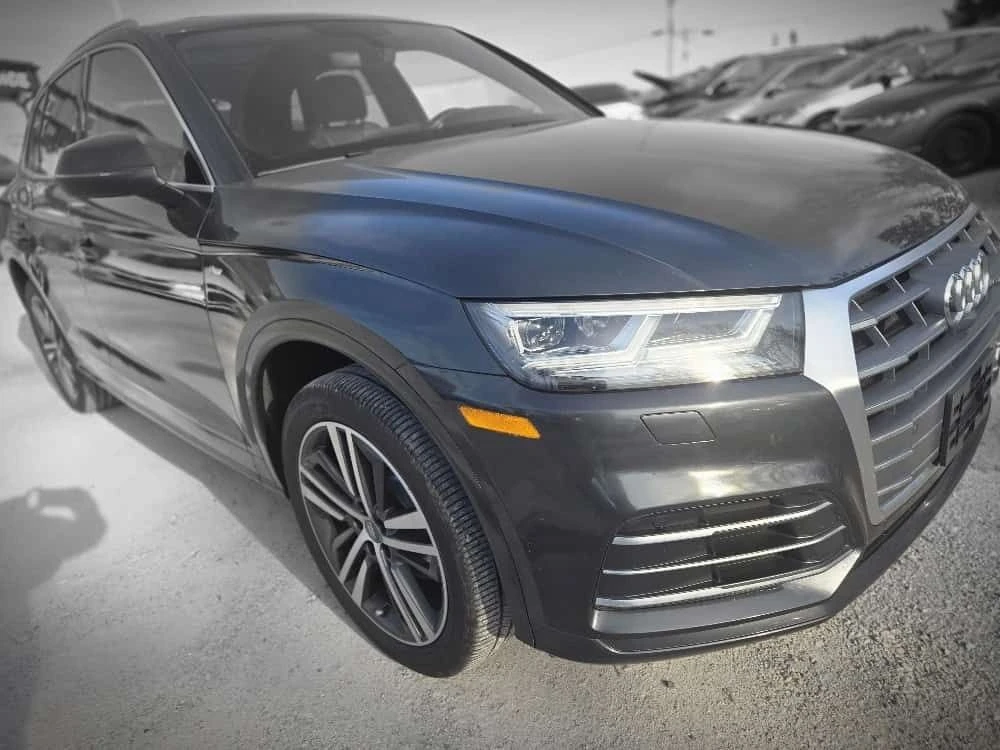 Audi Q5 * Technik * ОБДУХВАНЕ * ПАНОРАМА * 360 * ПОДГРЕВ, снимка 3 - Автомобили и джипове - 54332316