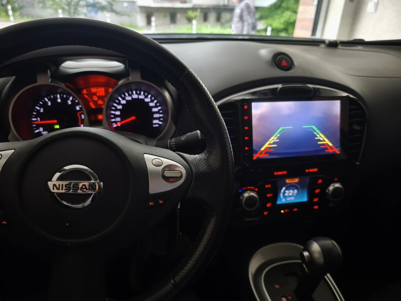 Nissan Juke F15, снимка 12 - Автомобили и джипове - 54681884