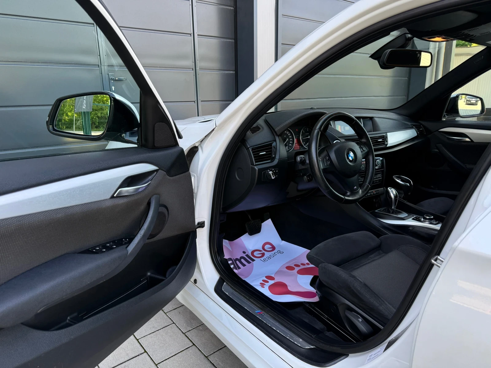 BMW X1 2.0XD * M-Pack* Pano* 8ZF* Обслужена* , снимка 7 - Автомобили и джипове - 54748269