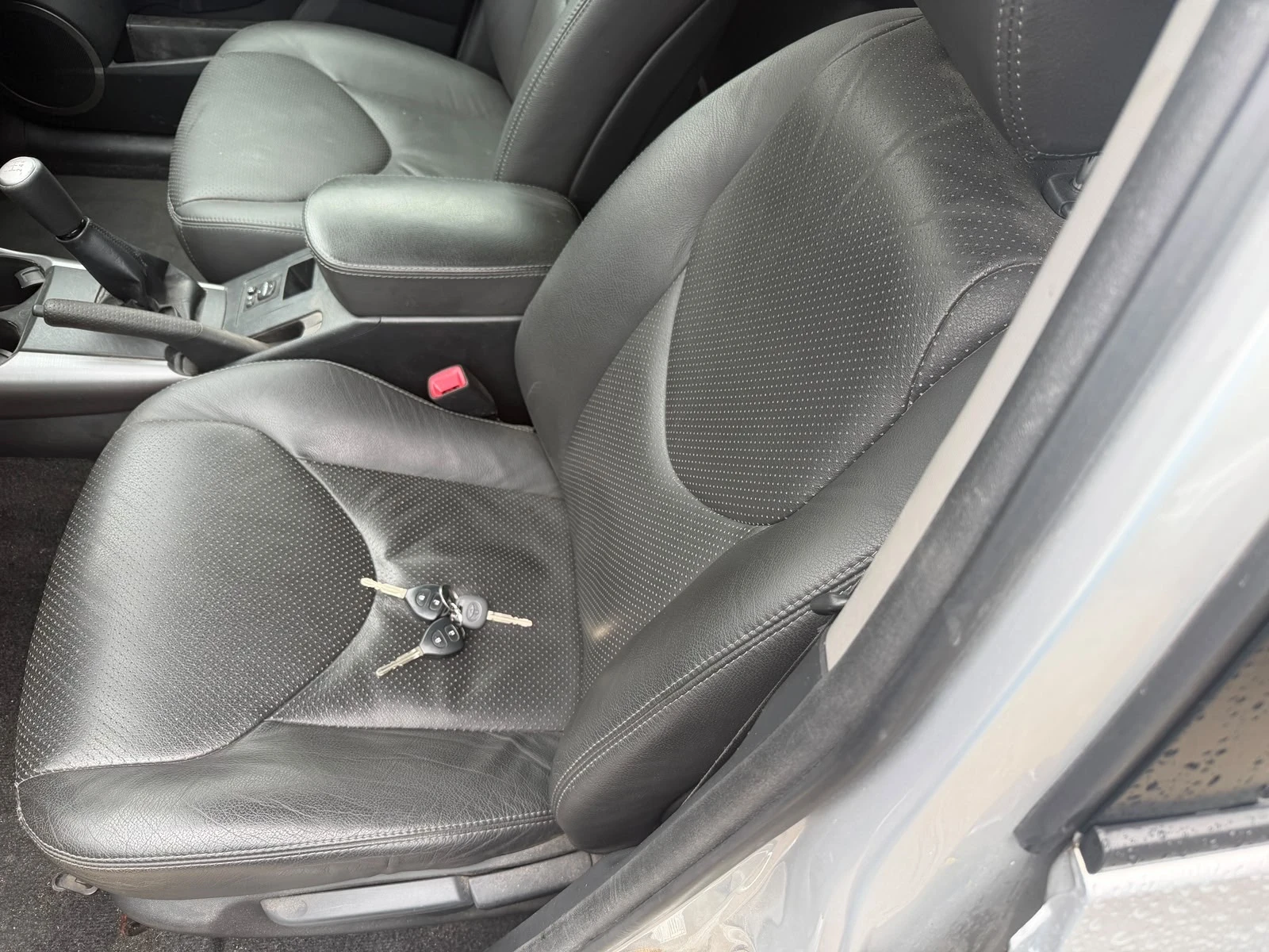 Toyota Rav4, снимка 13 - Автомобили и джипове - 54763260