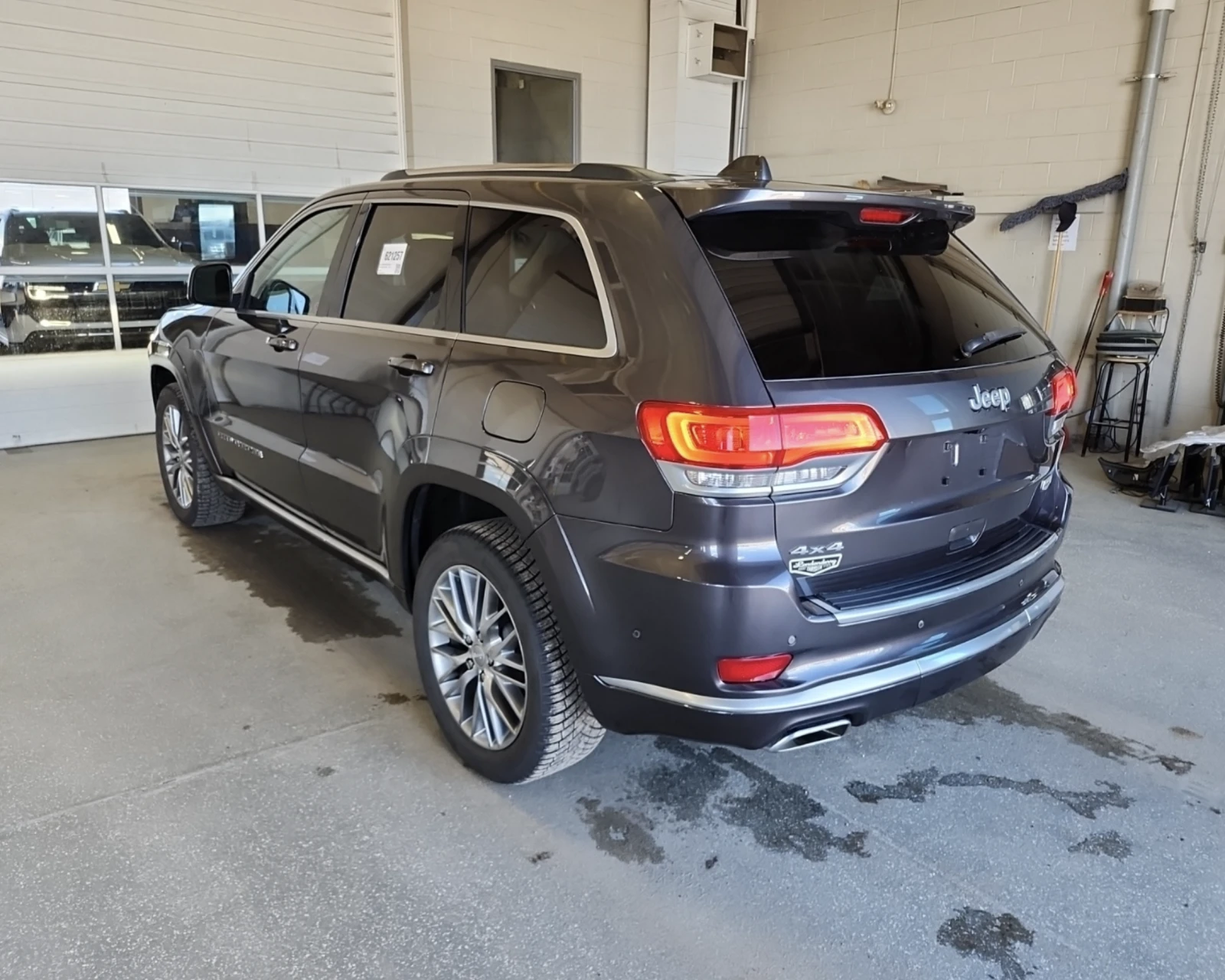 Jeep Grand cherokee Summit, снимка 4 - Автомобили и джипове - 55189533