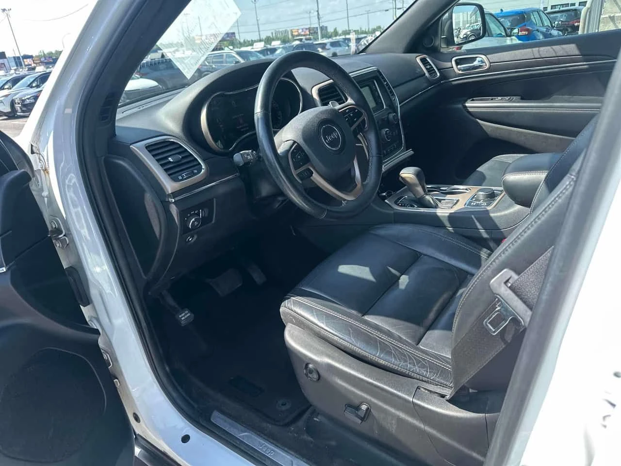 Jeep Grand cherokee Limited | CARFAX | АВТОКРЕДИТ БЕЗ ПЪРВОНАЧАЛНА , снимка 7 - Автомобили и джипове - 55396887