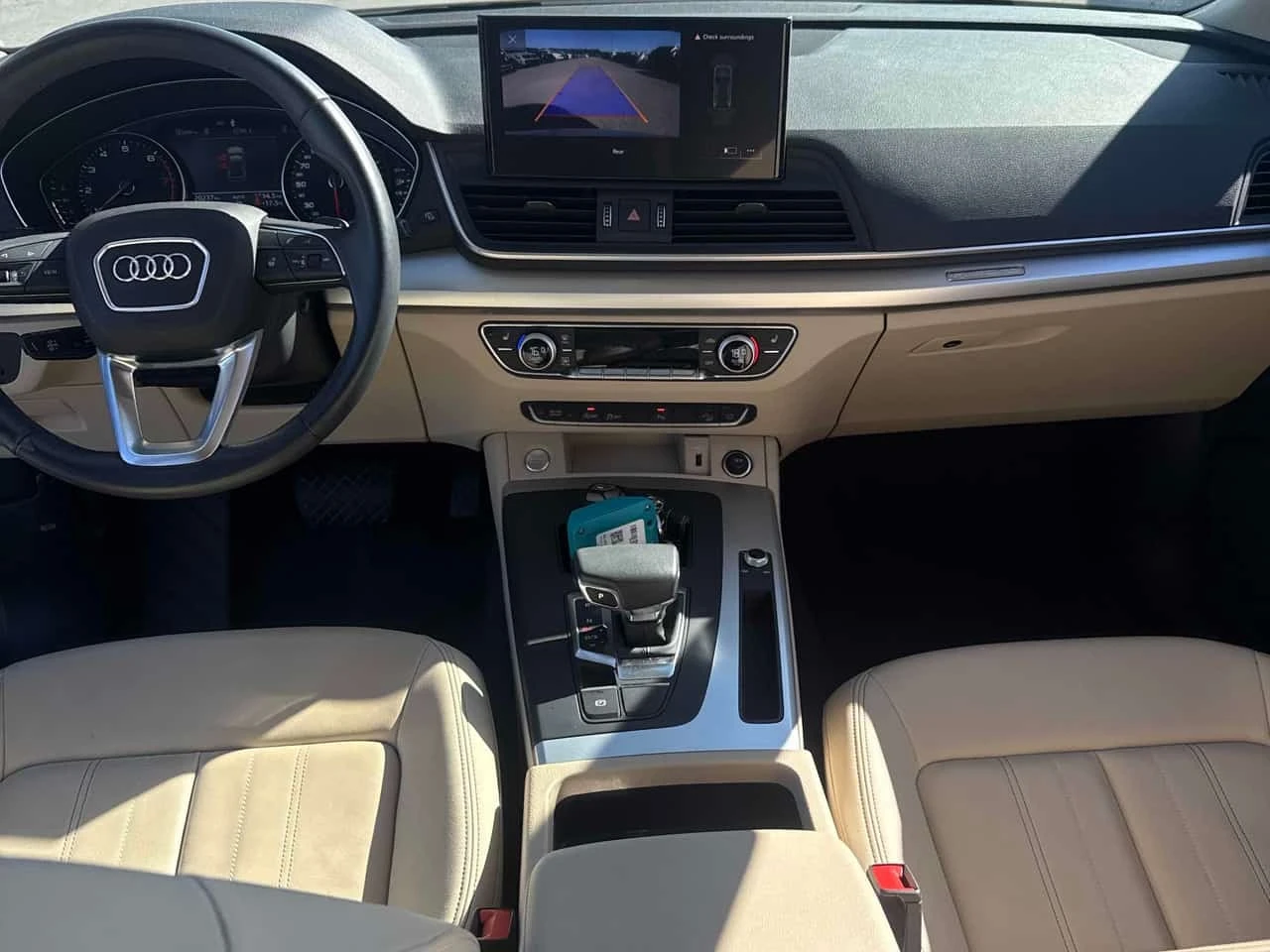 Audi Q5 * Komfort * CARFAX * ОПЦИЯ ЗА ФИНАНСИРАНЕ, снимка 9 - Автомобили и джипове - 56223379