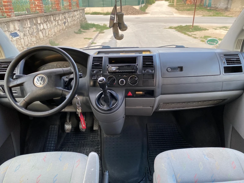 VW T5, снимка 10 - Бусове и автобуси - 47134521