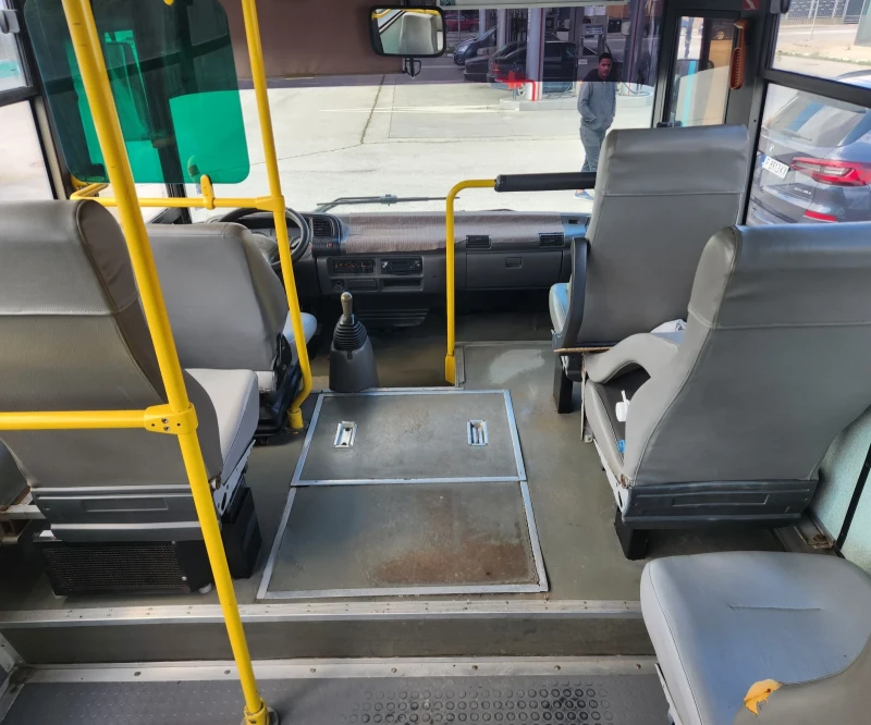 Isuzu Urban Подходящ и за кемпер!, снимка 8 - Бусове и автобуси - 49921744