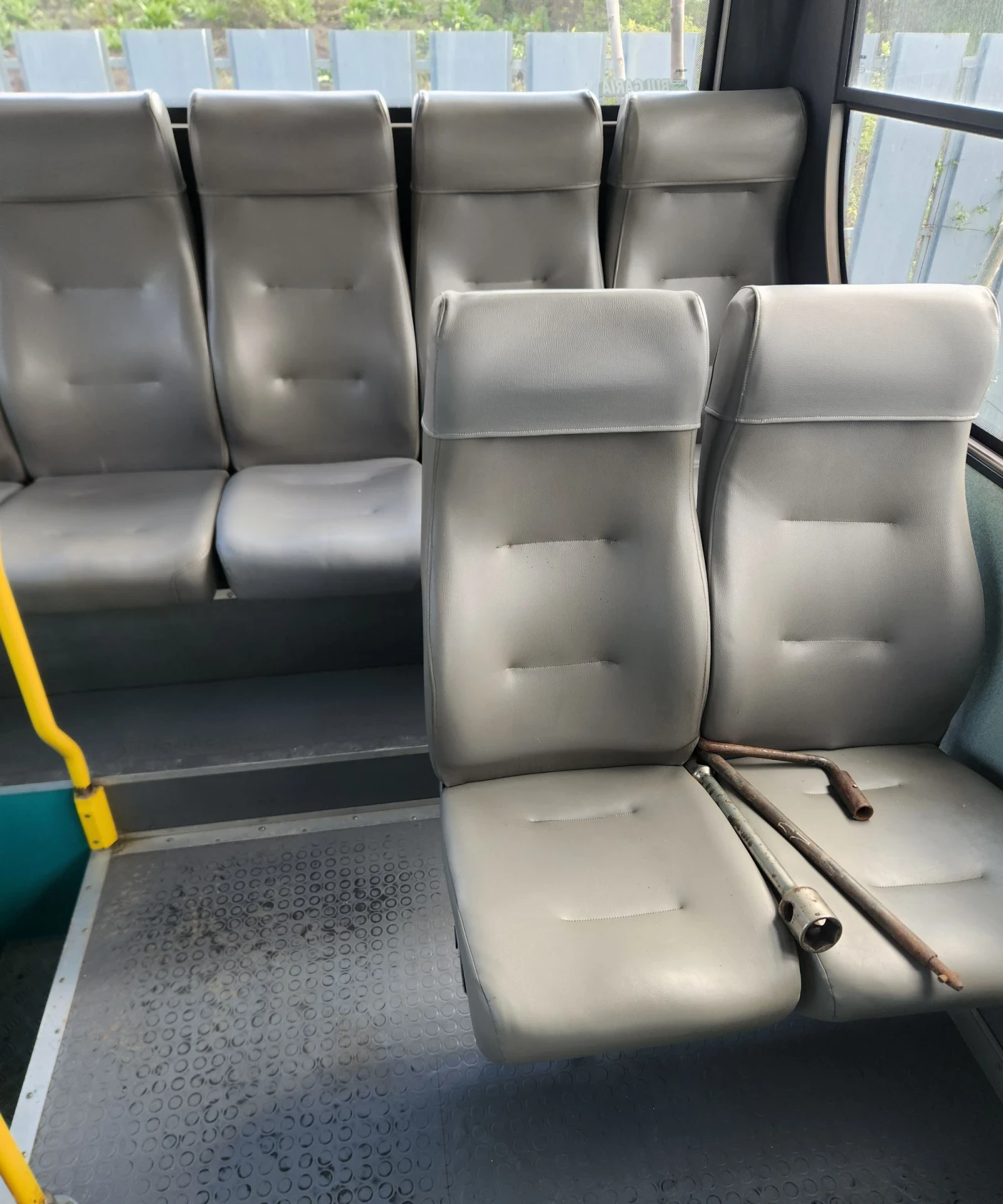 Isuzu Urban    ! | Mobile.bg   11