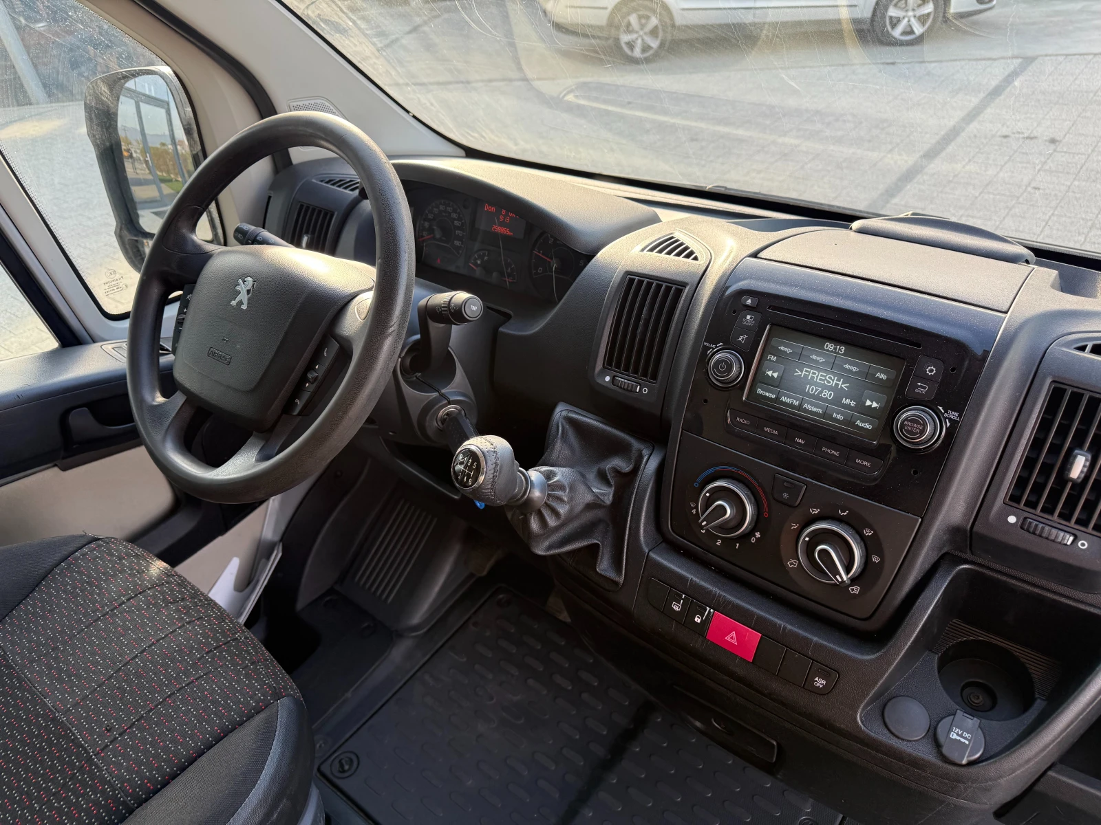 Peugeot Boxer 2.2HDI �������� L1H1 Navi/Kamera  | Mobile.bg � ����������� 11