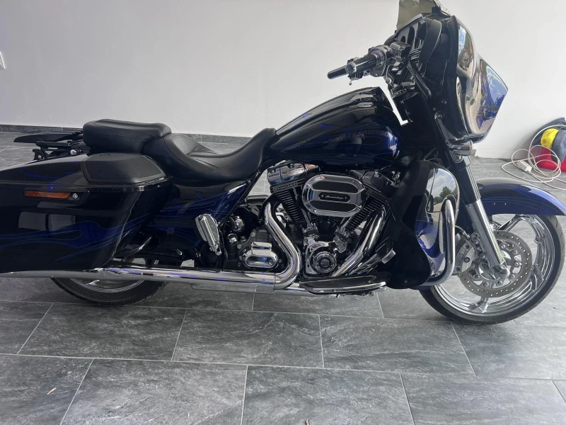 Harley-Davidson CVO, снимка 5 - Мотоциклети и мототехника - 52190936